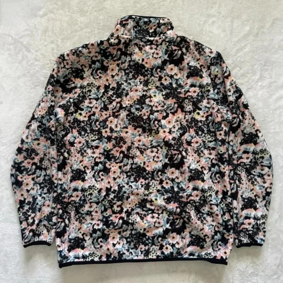 PacSun Half-Zip Pullover Sweatshirt with a Crazy Retro AOP Floral Graphic - Picture 2 of 8